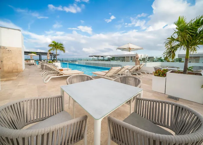 Serenada Apartahotel